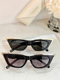 Picture of Valentino Sunglasses _SKUfw46802751fw